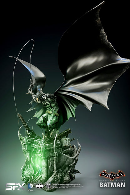 BATMAN ARKHAM KNIGHT 1:8 SCALE STATUE