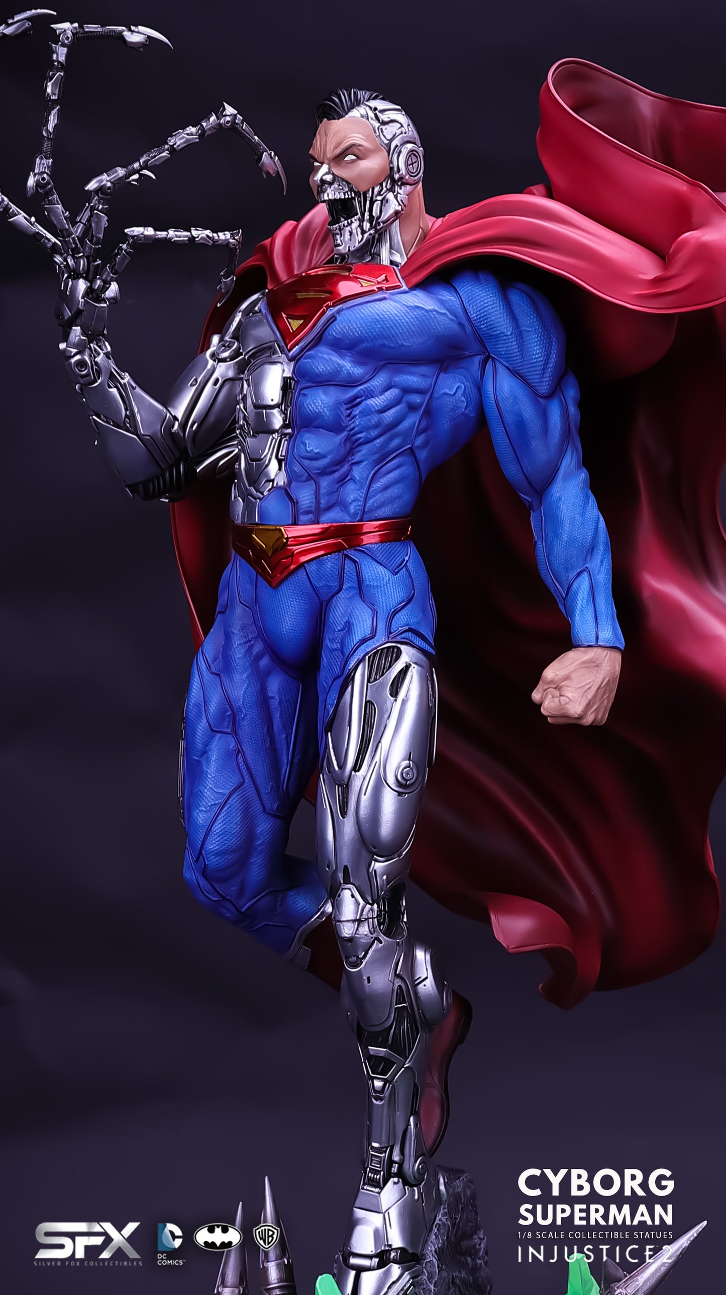 CYBORG SUPERMAN 1:8 SCALE STATUE