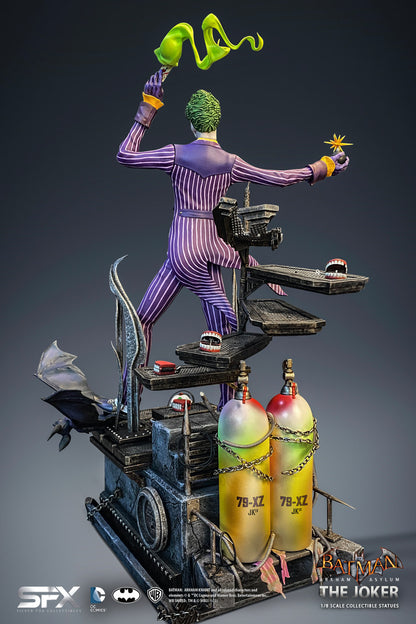 THE JOKER ARKHAM ASYLUM 1:8 SCALES STATUE