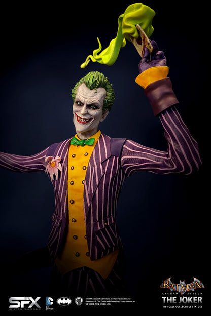 THE JOKER ARKHAM ASYLUM 1:8 SCALES STATUE