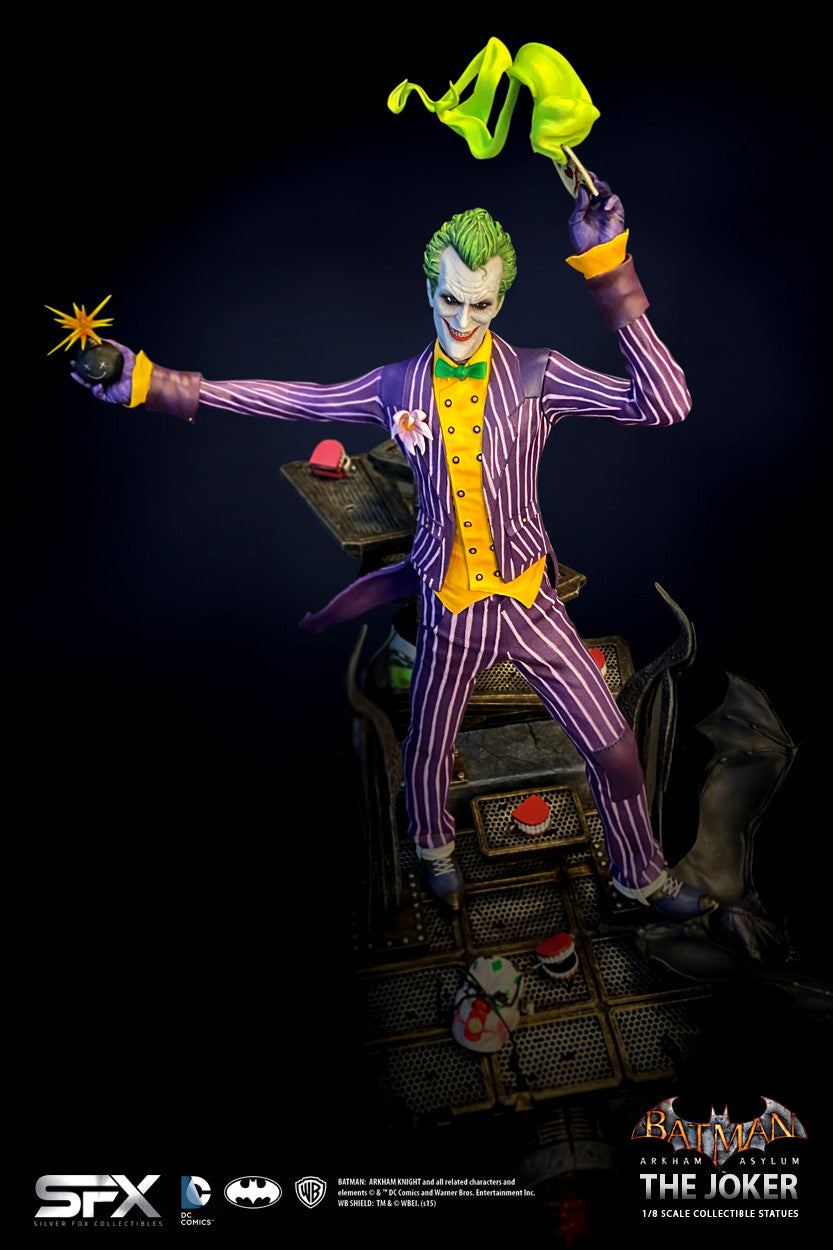 THE JOKER ARKHAM ASYLUM 1:8 SCALES STATUE