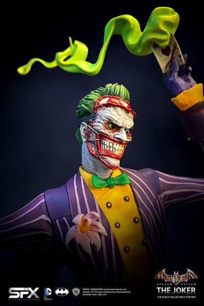 THE JOKER ARKHAM ASYLUM 1:8 SCALES STATUE