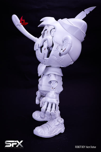 ROBOT BOY WHITE 16cm STATUE